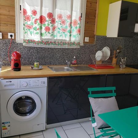 Appartamento Ptit Coin Hibiscus2 Pointe-Noire Esterno foto