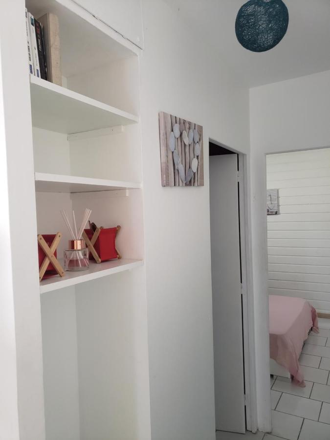 Appartamento Ptit Coin Hibiscus2 Pointe-Noire Esterno foto